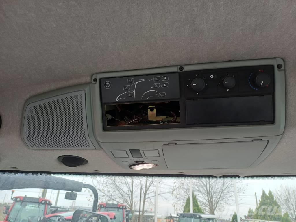 Valtra T 234 Tractoren