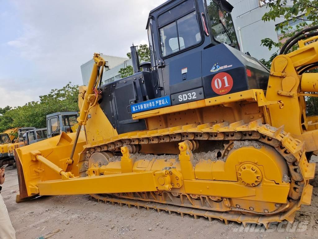 Shantui SD 32 Rupsdozers