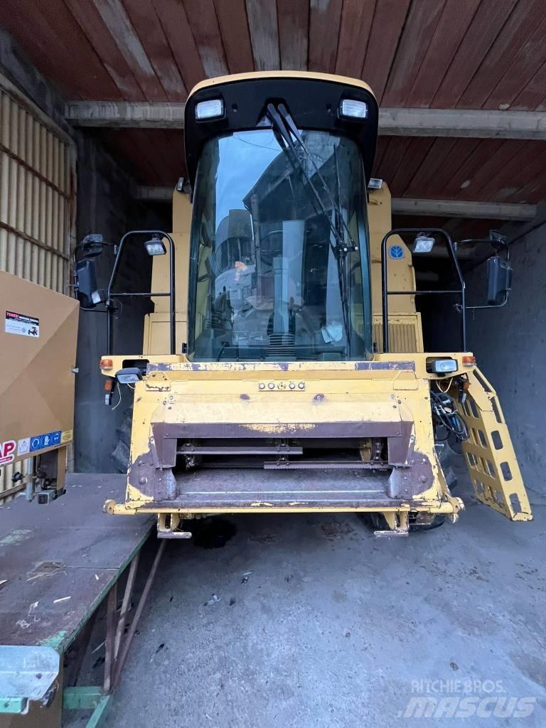 New Holland TF 76 Maaidorsmachines