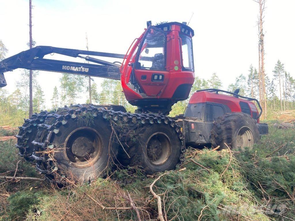 Komatsu 951 Harvesters