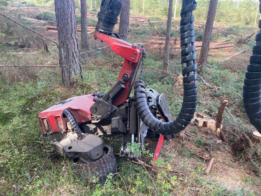 Komatsu 951 Harvesters