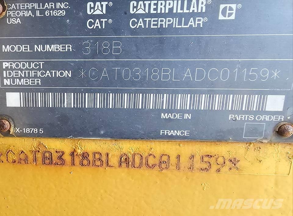 CAT 318 B L Rupsgraafmachines