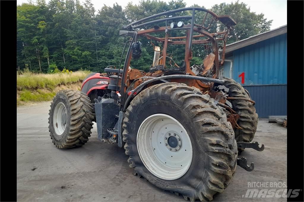 Valtra T254 Tractoren
