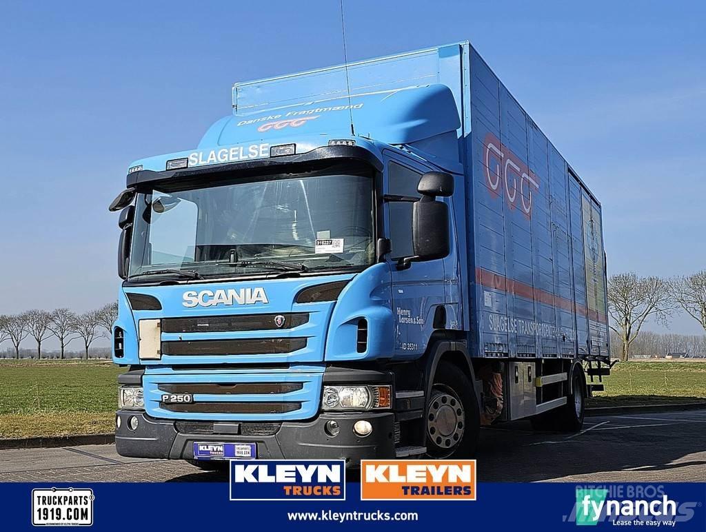 Scania P250 Bakwagens met gesloten opbouw