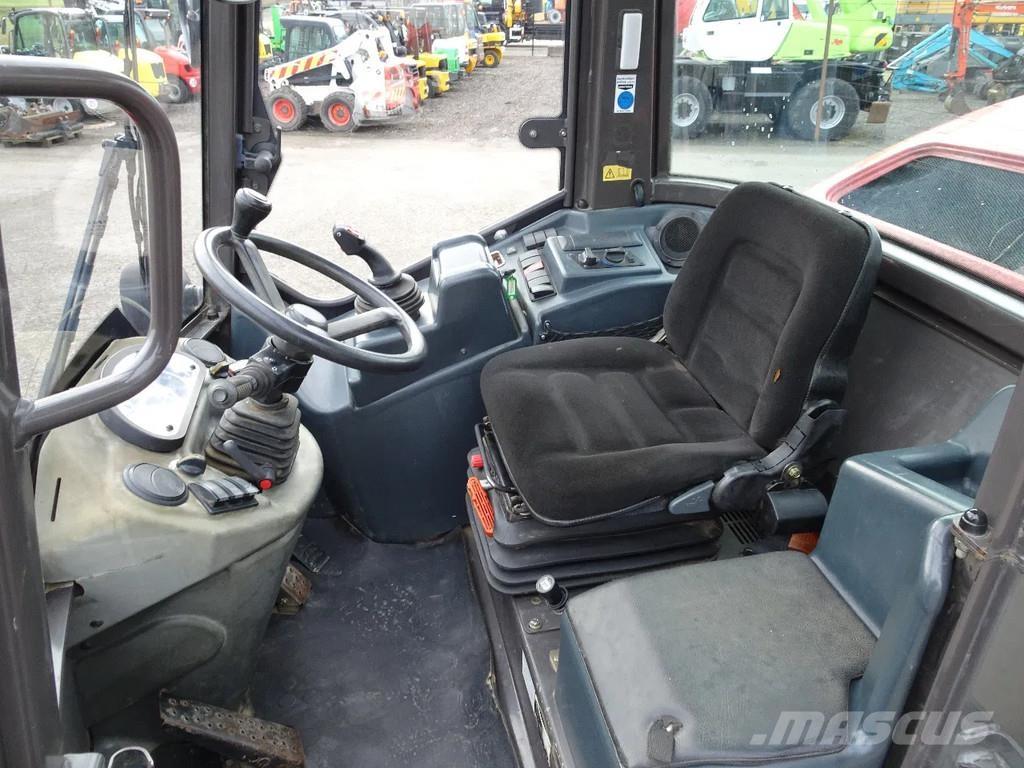 Mecalac AS700 Wielladers