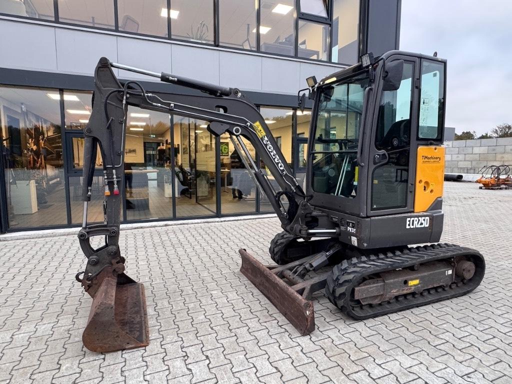 Volvo ECR 25 D Minigraafmachines < 7t