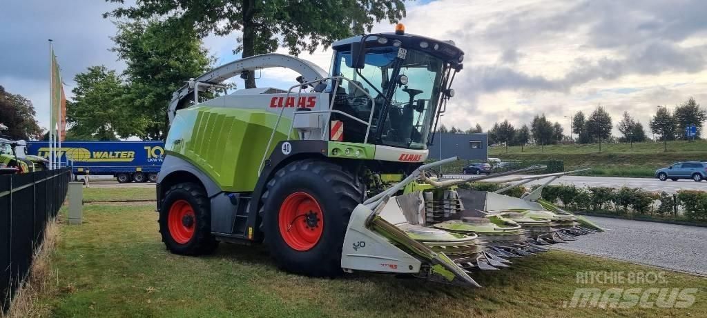 CLAAS Orbis 600 Zelfrijdende veldhakselaars