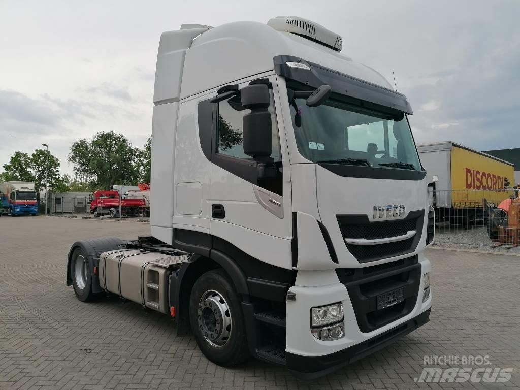 Iveco AS440ST/P Trekkers