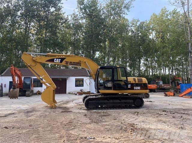 CAT 320C Rupsgraafmachines