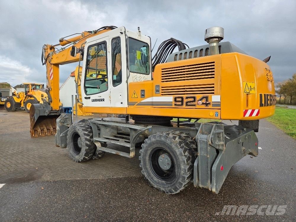 Liebherr A924B Wielgraafmachines