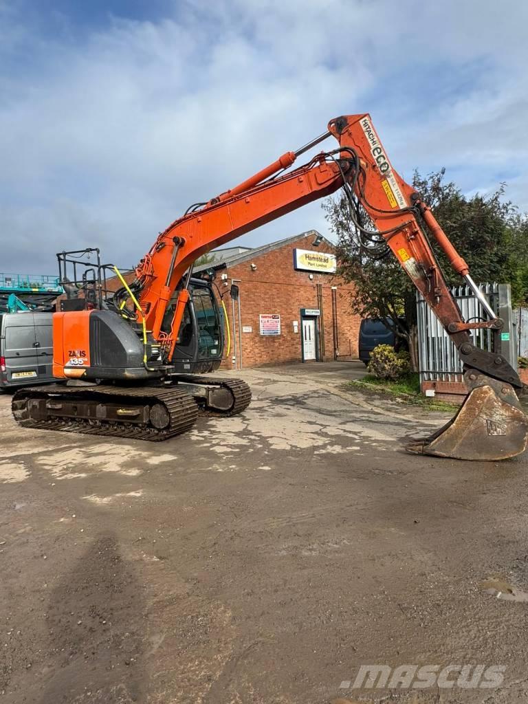 Hitachi ZX 135 US Rupsgraafmachines