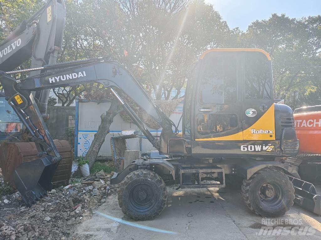Hyundai R60W Wielgraafmachines