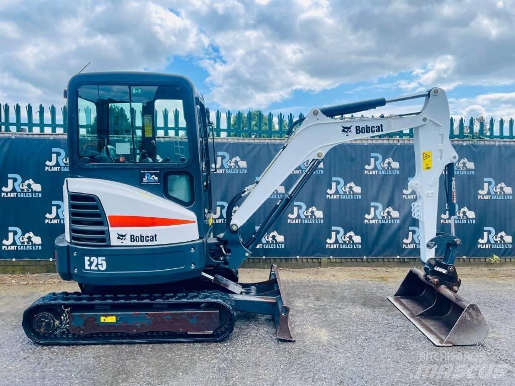 Bobcat E 25 Minigraafmachines < 7t