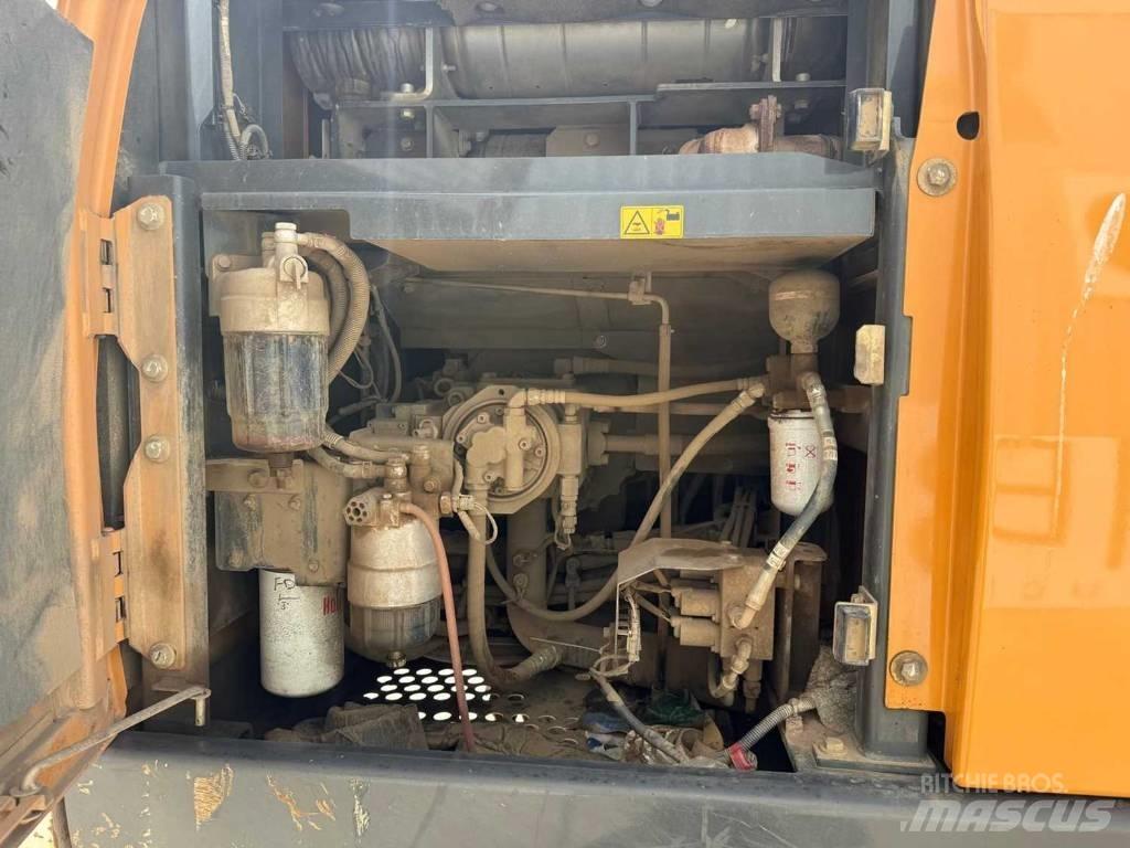 CASE CX 210 D Rupsgraafmachines