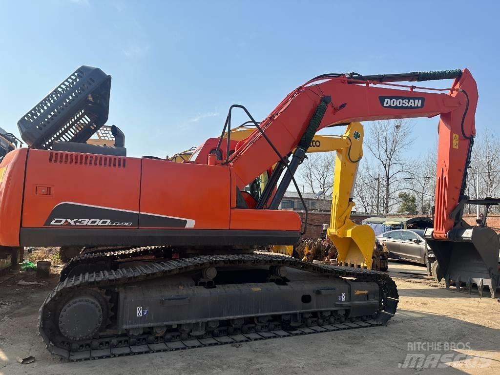 Doosan DX 300 Rupsgraafmachines