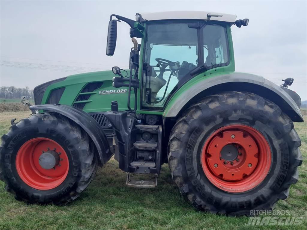 Fendt 826 Vario Tractoren