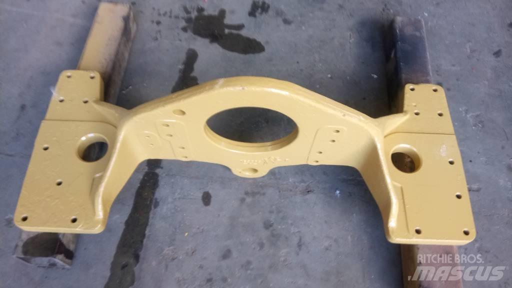 CAT 245 Chassis en ophanging