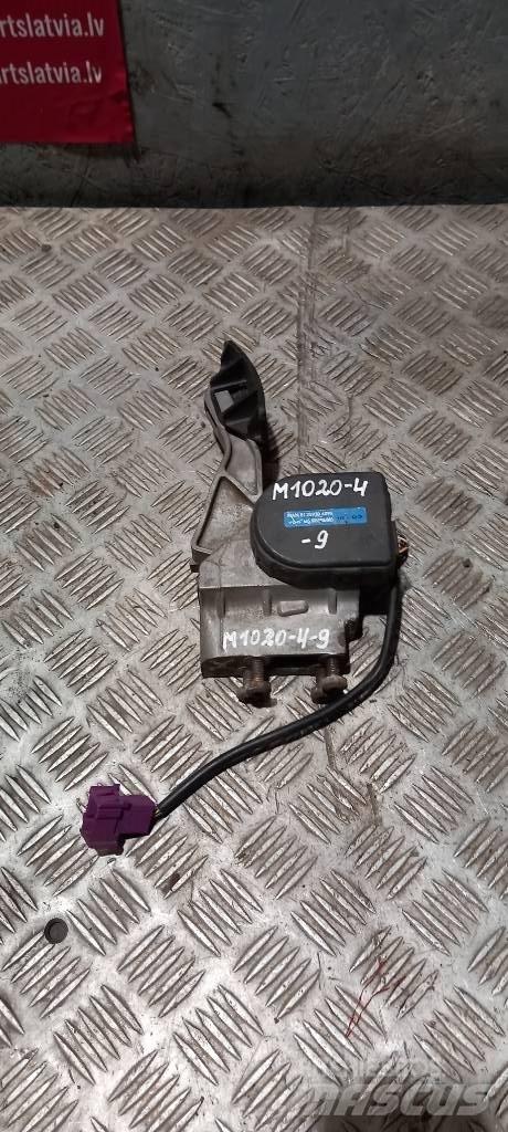MAN TGA  81259706094 Cabine en interieur