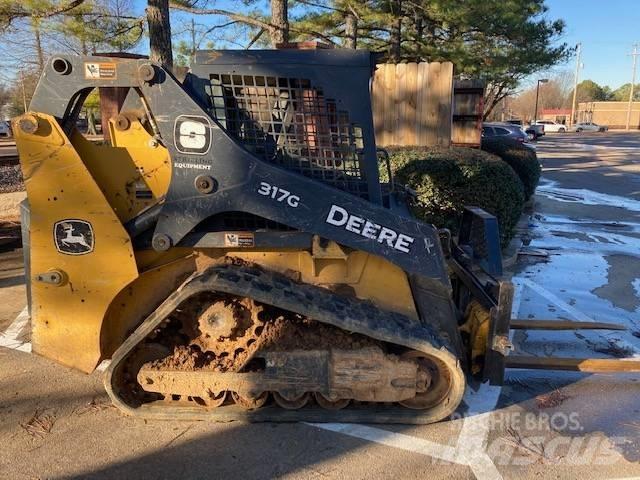 John Deere 317G Schrankladers