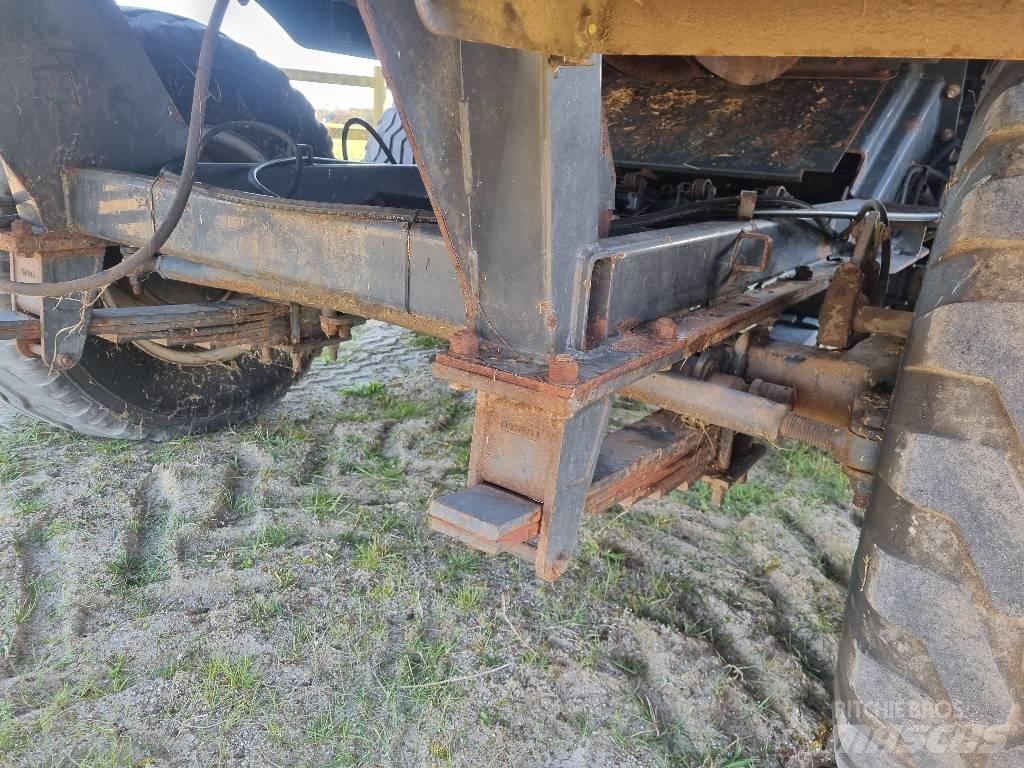 Vicon LB8200 Vierkante balenpers