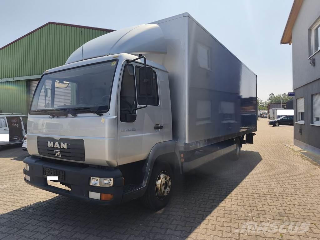 MAN LE 10.220 Bakwagens met gesloten opbouw