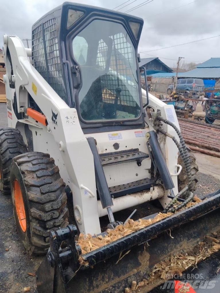 Bobcat S 300 Schrankladers