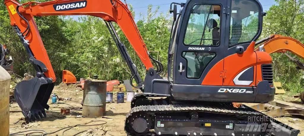 Doosan DX 60 Rupsgraafmachines