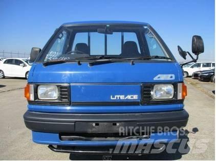 Toyota T-YM65 Platte bakwagens