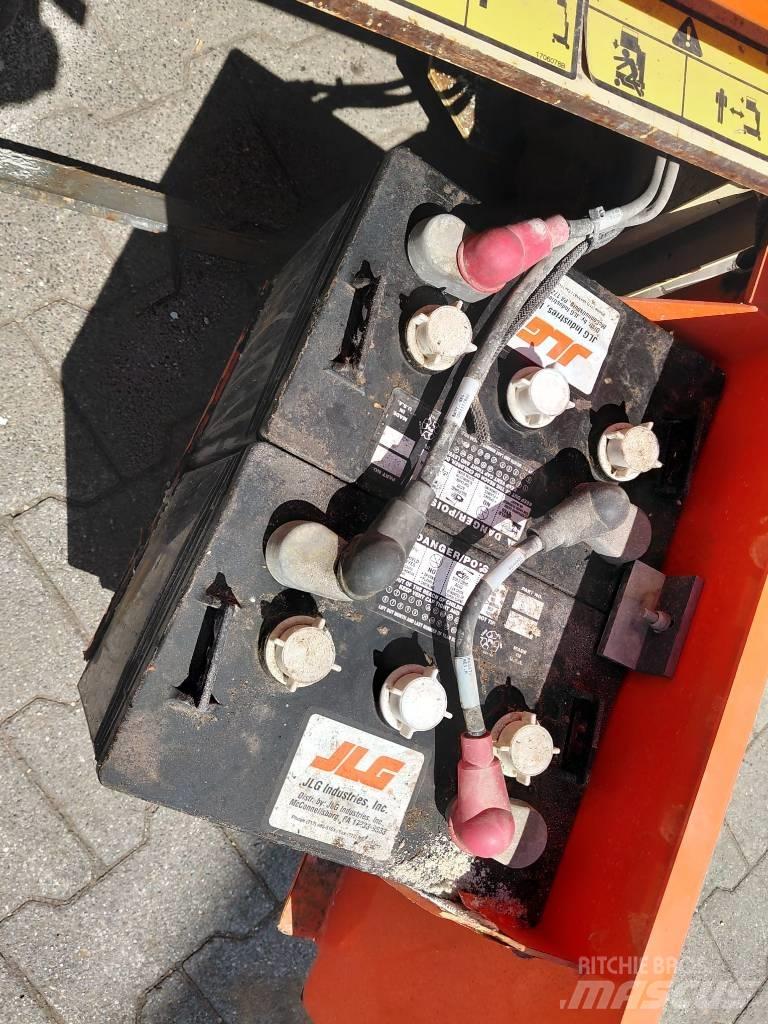 JLG 1230 ES Schaarhoogwerkers