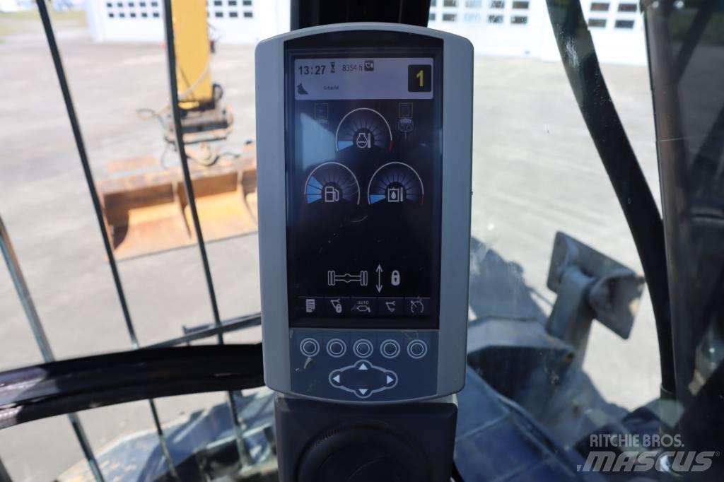 CAT M322D Wielgraafmachines