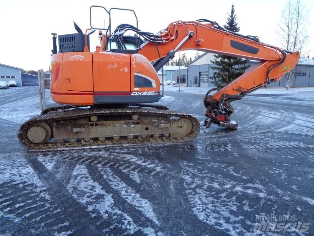 Doosan DX 235 Rupsgraafmachines