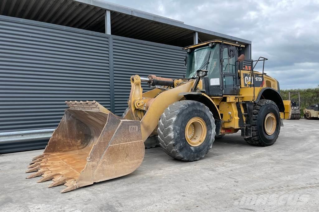 CAT 972M Wielladers