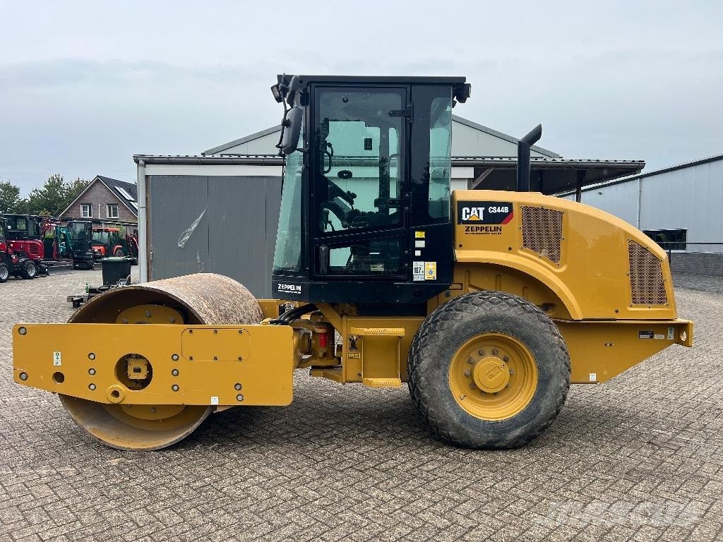 CAT CS44B - CS 44 B Trilrolwalsen