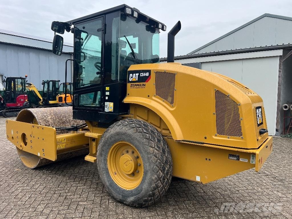 CAT CS44B - CS 44 B Trilrolwalsen