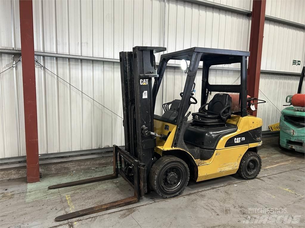 CAT GP25NT LPG heftrucks