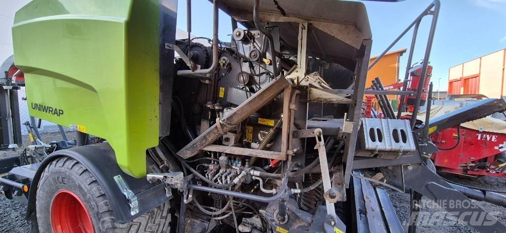 CLAAS 455 Uniwrap Ronde-balenpersen
