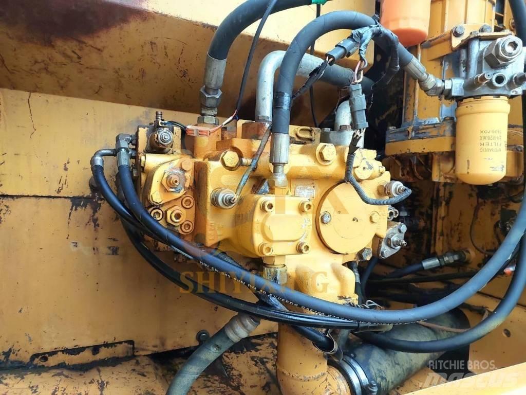CAT 320 C Rupsgraafmachines