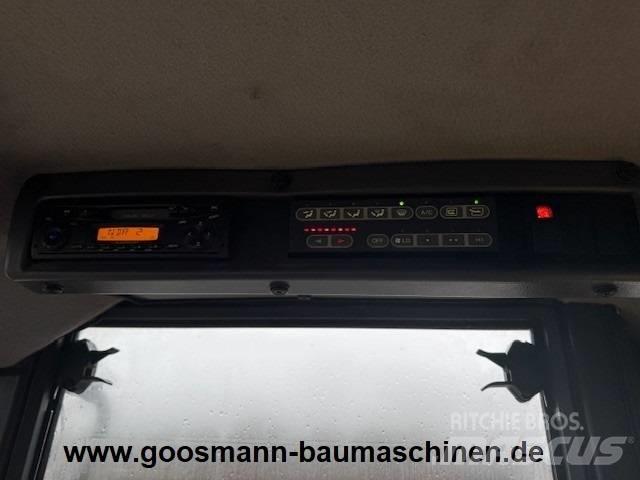 Komatsu WA 200 Wielladers
