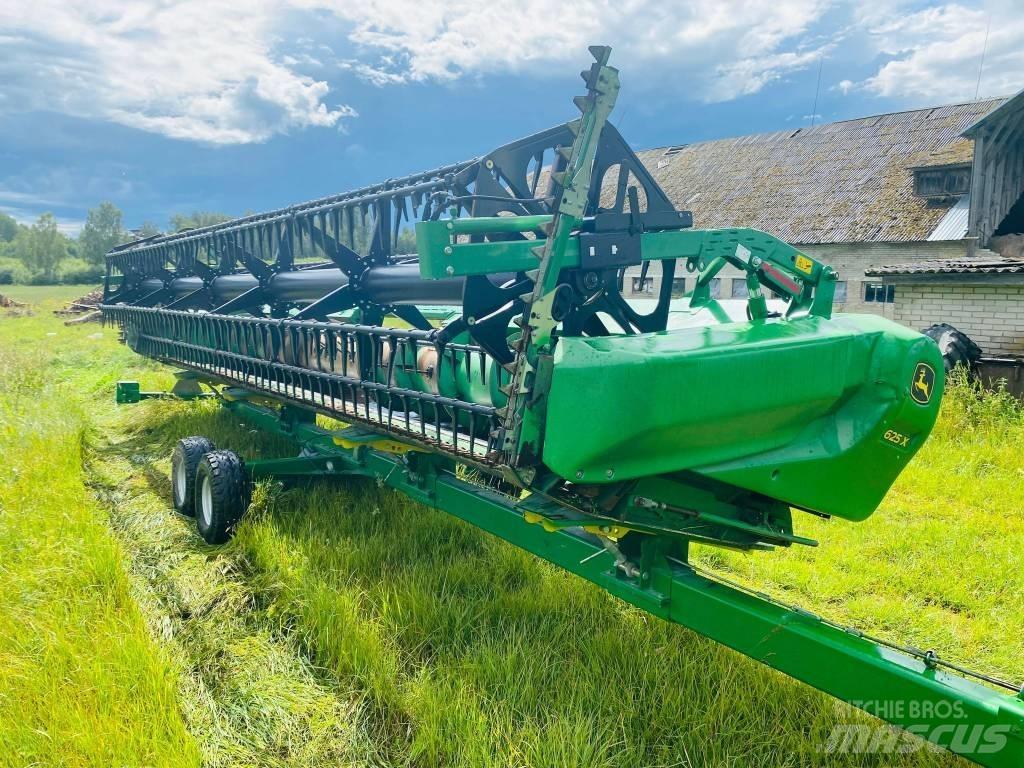 John Deere T670i Maaidorsmachines