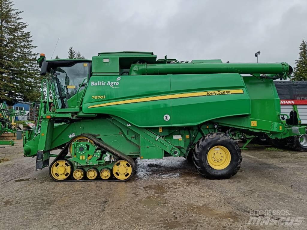 John Deere T670i Maaidorsmachines
