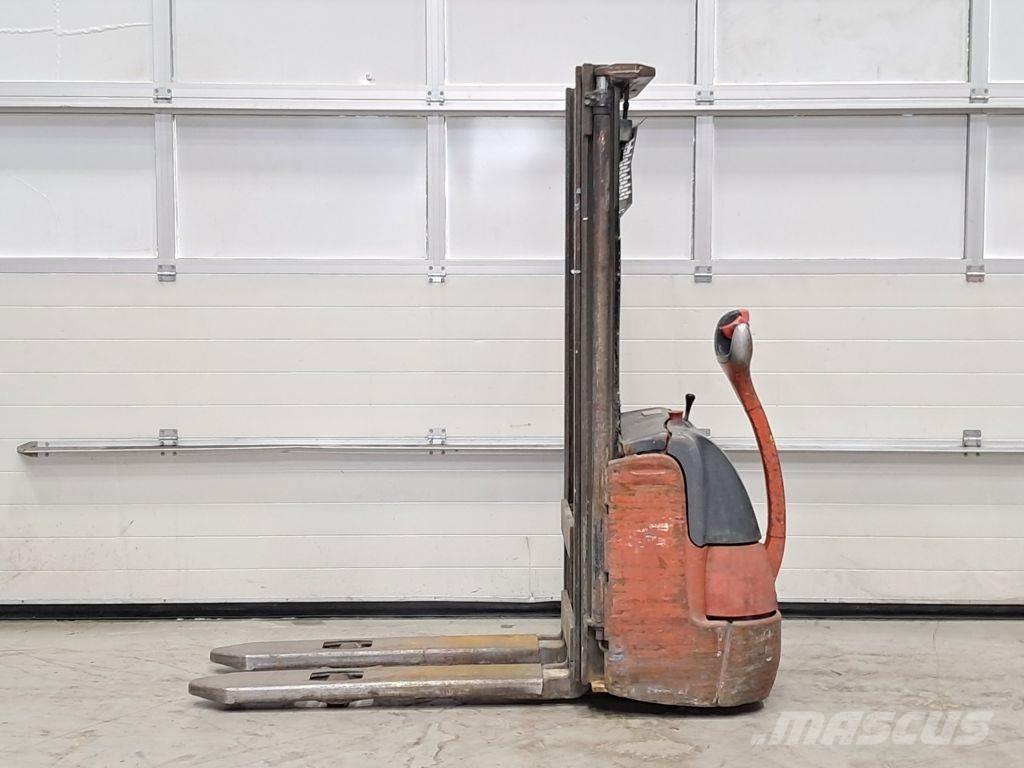 Linde L10 Stapelaar meeloop