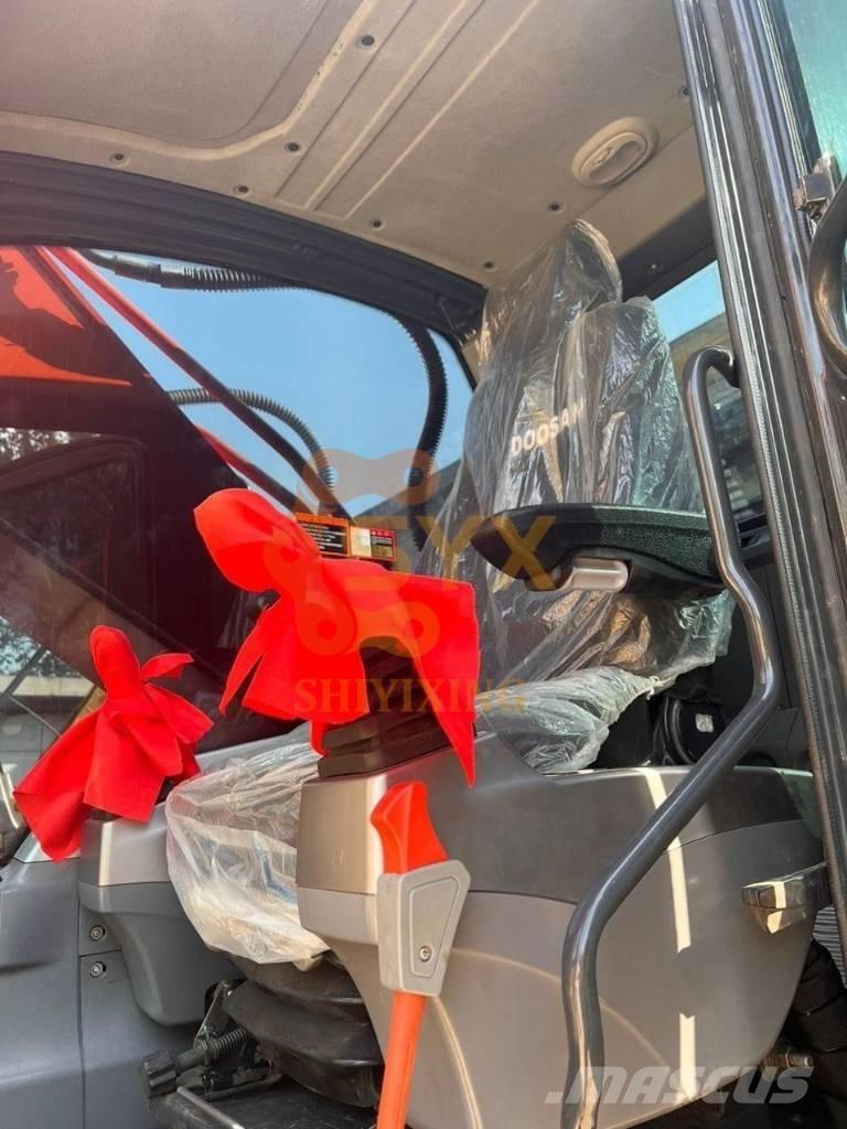 Doosan DX 300LC-9C Rupsgraafmachines