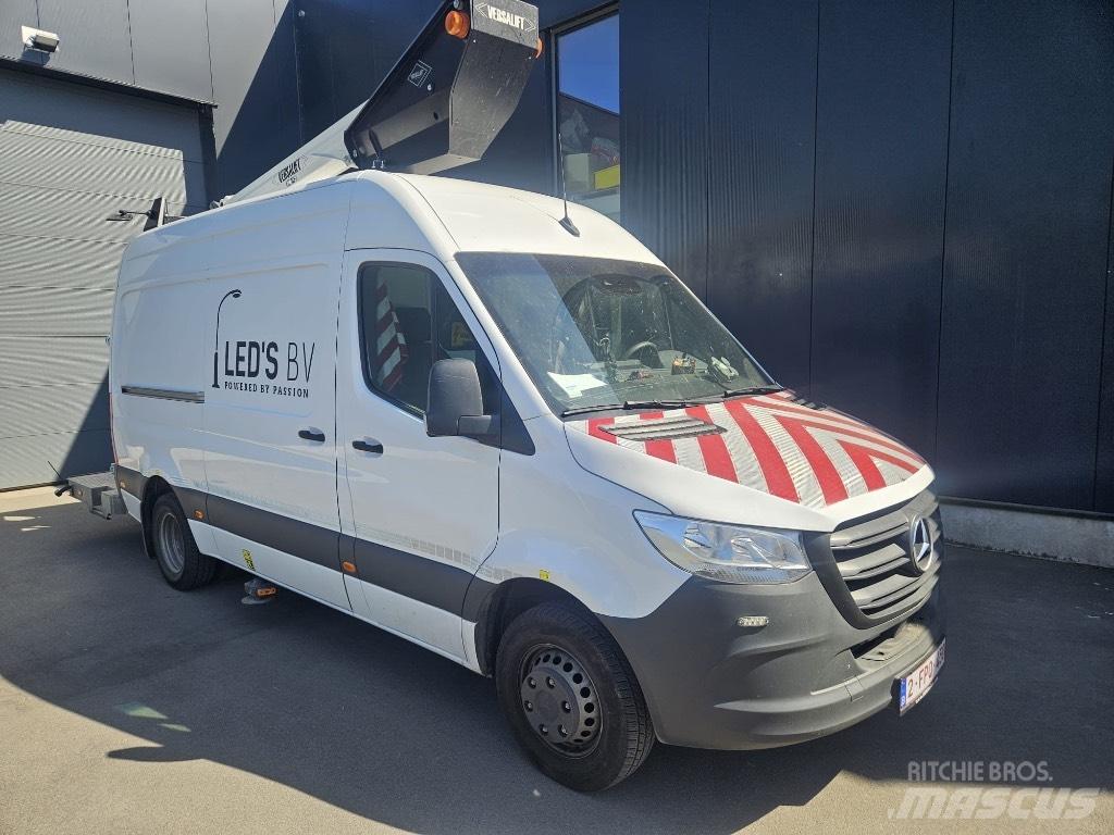 VERSALIFT VT 145 F Auto hoogwerkers