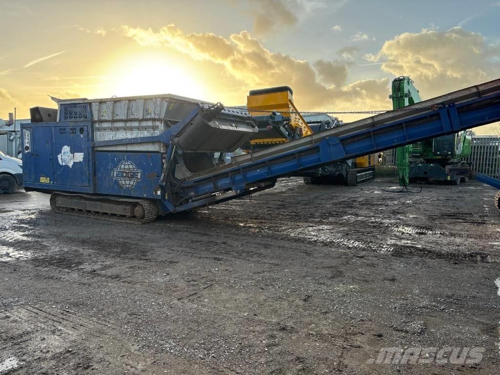 Edge SLAYER XL Shredders