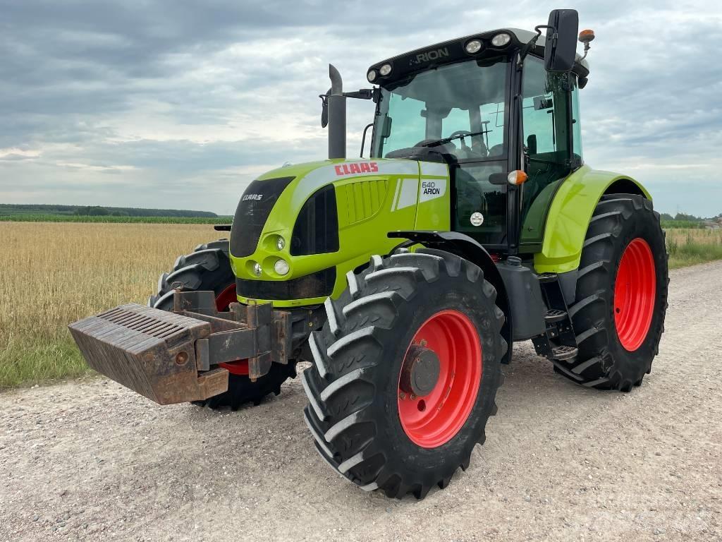 CLAAS Arion 640 Tractoren