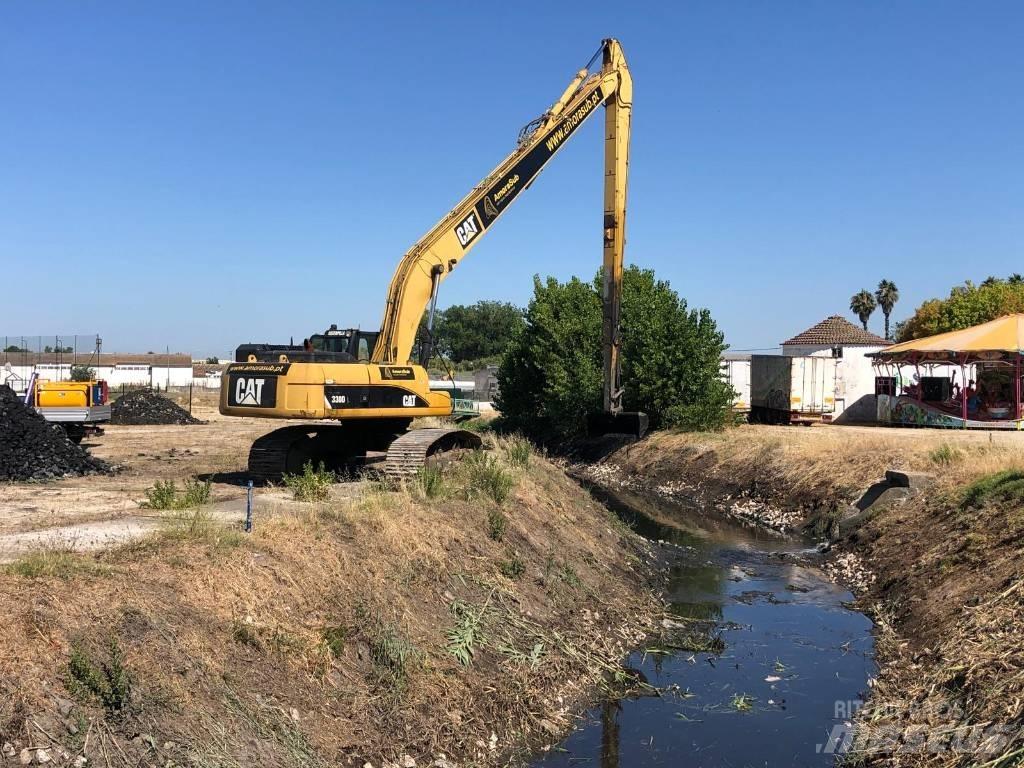 CAT 330 D L Graafmachines Long Reach