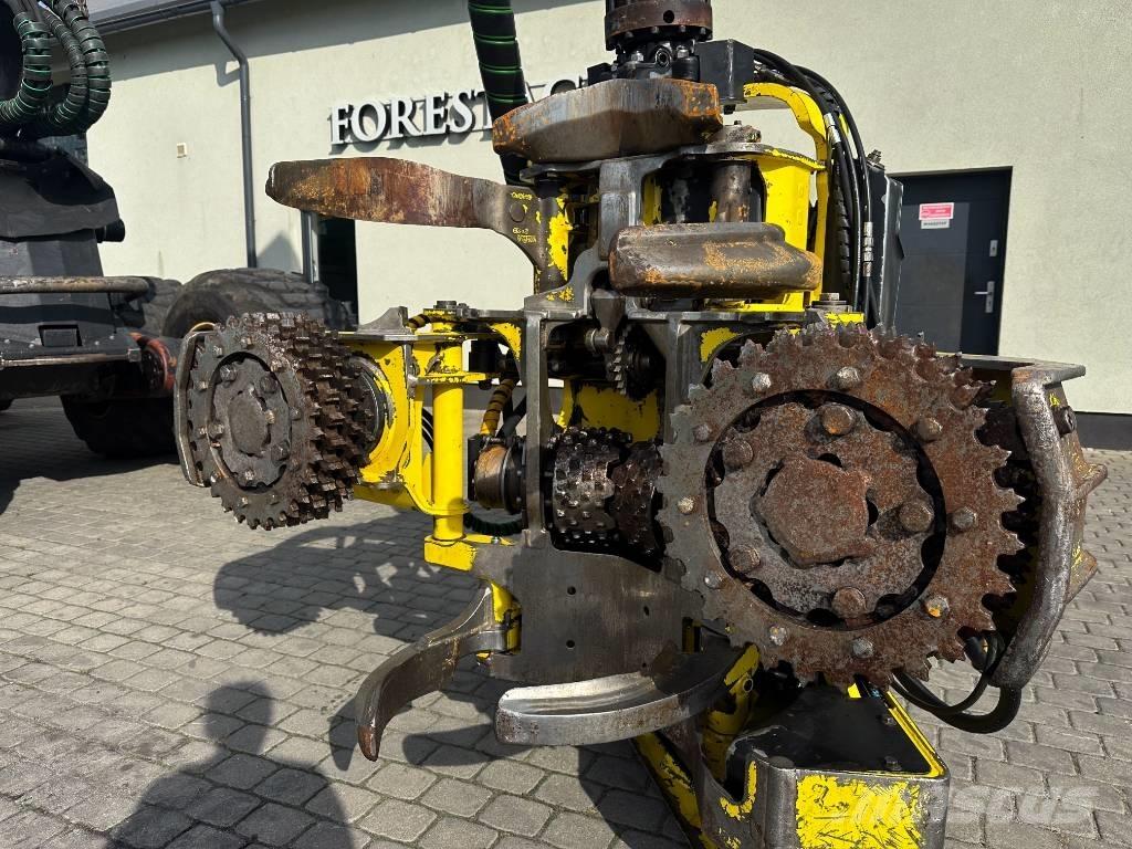 John Deere 1270 G Harvesters