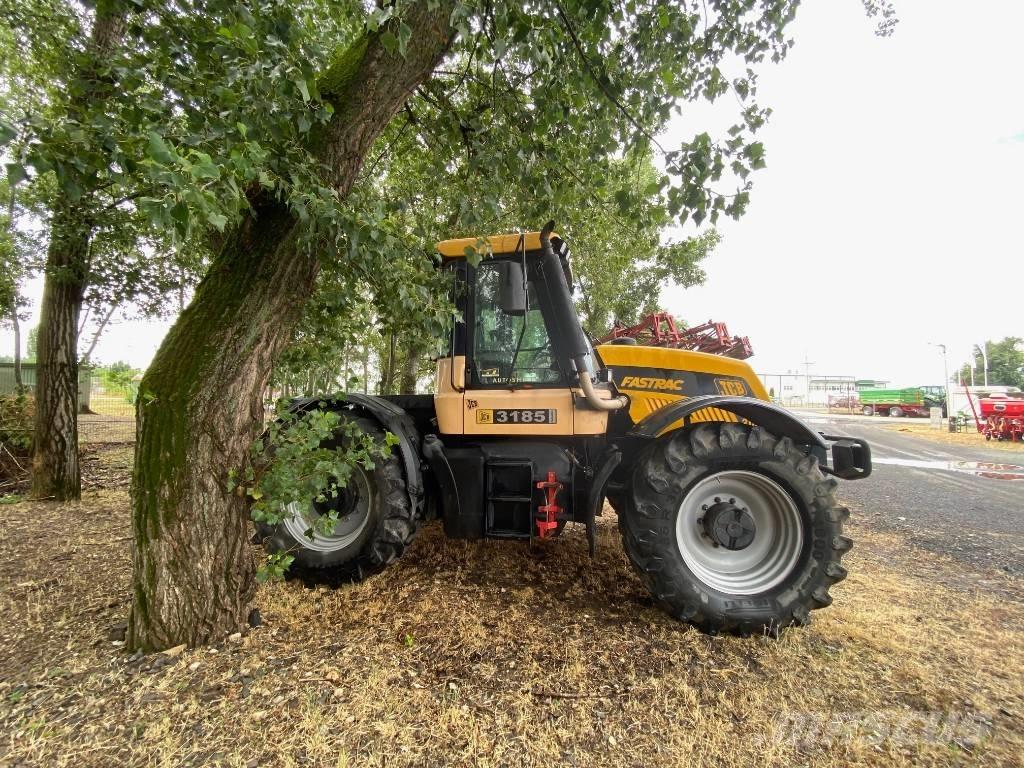 JCB Fastrac 3185 Tractoren