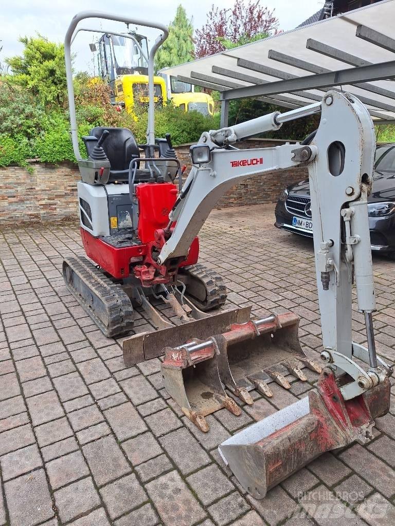Takeuchi TB 210 R Minigraafmachines < 7t