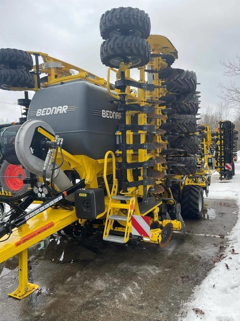 Bednar Omega 8000 FL Zaaicombinaties
